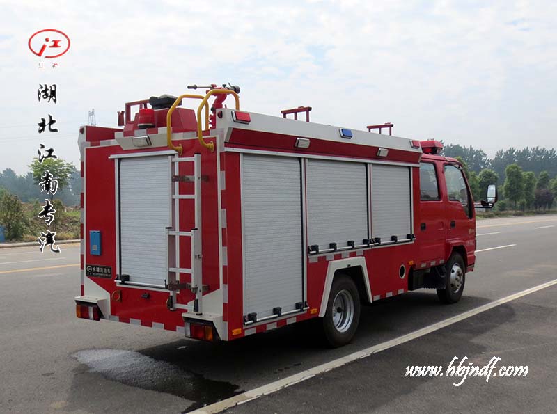 五十铃600P 3吨水罐消防车参数配置图片价格18671091666