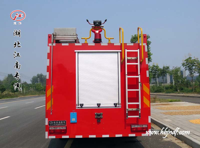 东风专底6吨水罐消防车参数配置图片价格18671091666