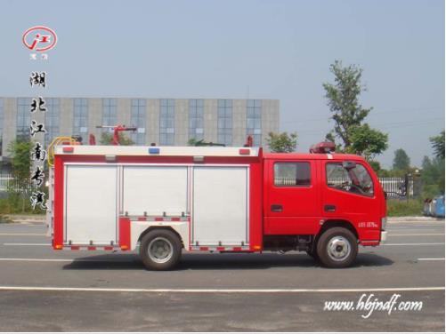国五东风多利卡2.5吨森林越野消防车技术参数功能介绍15997907388