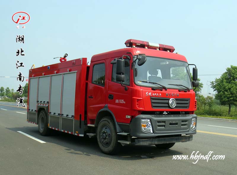 东风专底6吨水罐消防车参数配置图片价格18671091666
