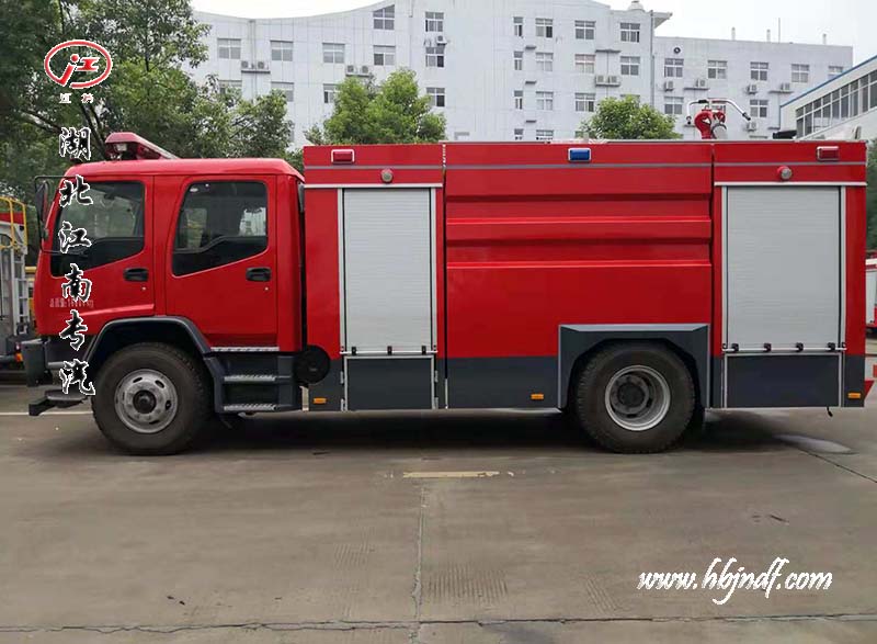五十铃7吨泡沫消防车参数配置照片价格18671091666