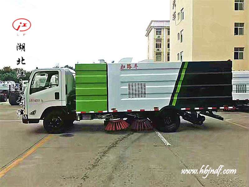 江铃凯锐扫路车详细参数配置15172781770