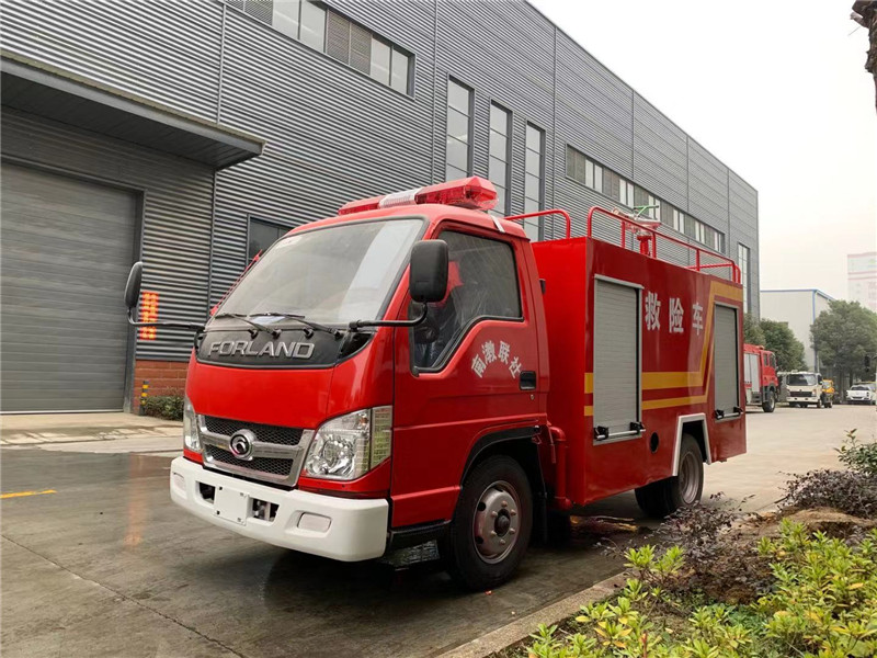 湖北江南出口型福田2.4吨绿化喷洒车
